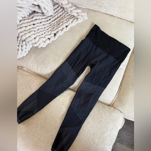 SPANX Pants - SPANX Charcoal Leggings
